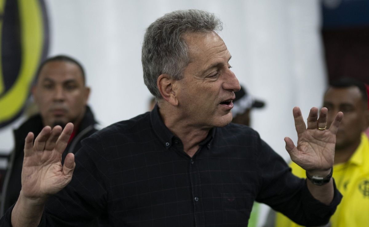 landim descobre grupo com chelsea para o mundial e torcedores comentam: "da pra passar"