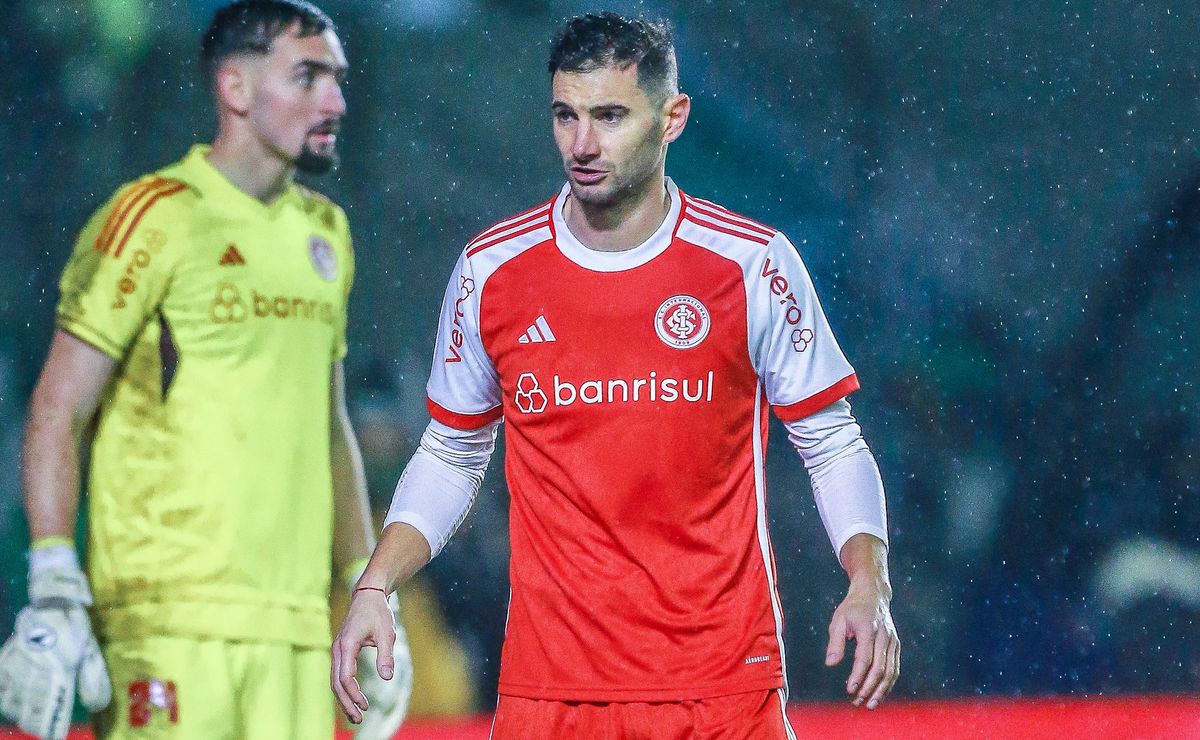 lucas alario segue buscando rescisão contratual com internacional após interesse do estudiantes