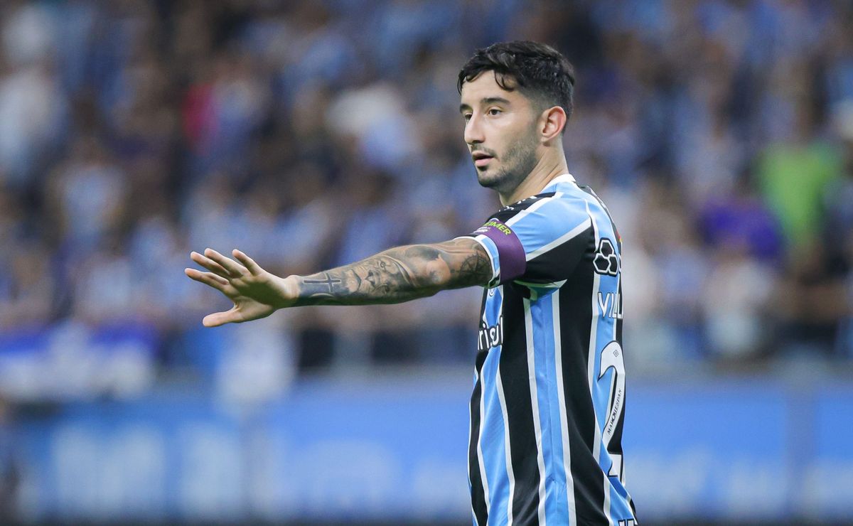 palmeiras quer villasanti e oferece ao grêmio r$ 54 milhões + caio paulista para fechar negócio imediatamente