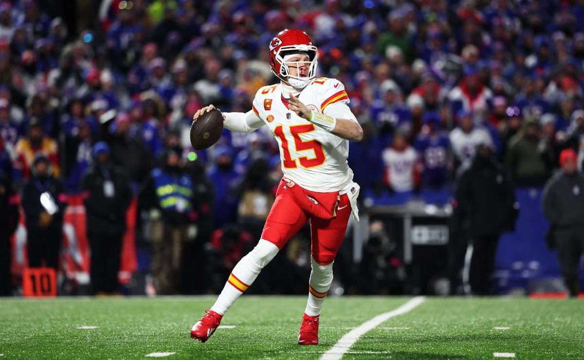 jogador dos chiefs faz dura reclamação sobre o calendário apertado da equipe comandada por andy reid