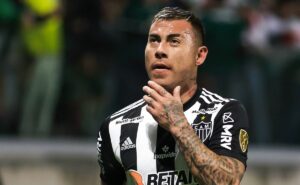 livre no mercado, eduardo vargas quer assinar com o flamengo 