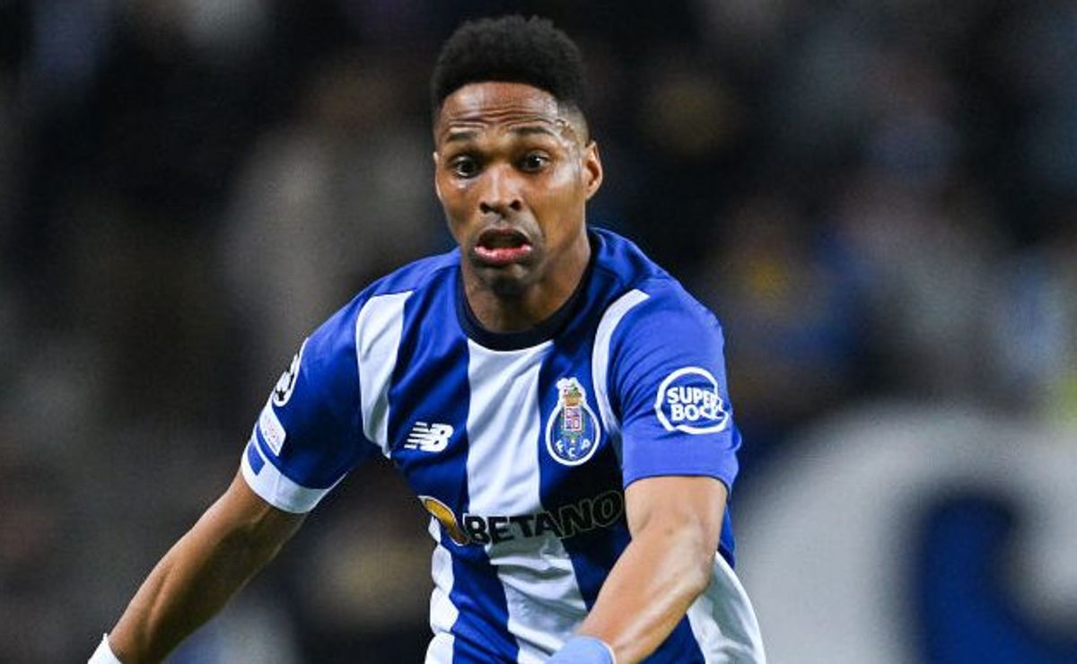 wendell no são paulo tem resposta positiva do porto por, mas problema financeiro trava negociação