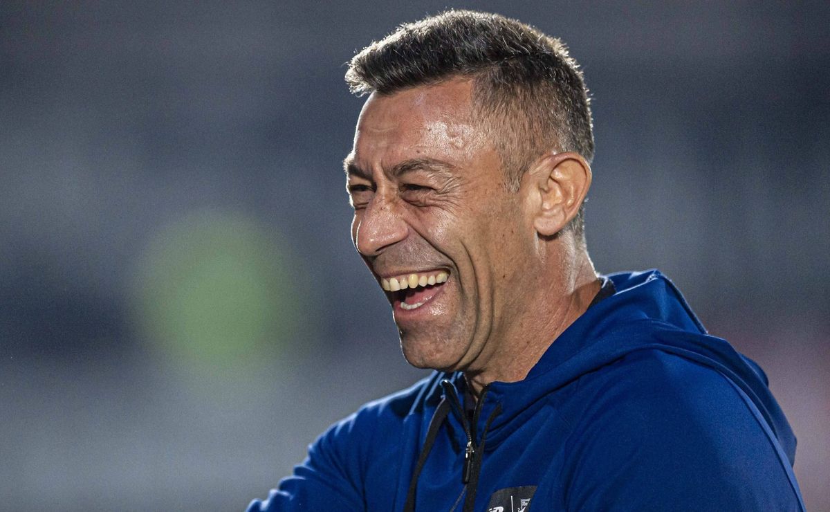 inteligência artificial crava santos de pedro caixinha sendo finalista de competição em 2025