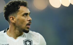 santos procura informações sobre eduardo, do botafogo, mas cruzeiro encaminha negócio 