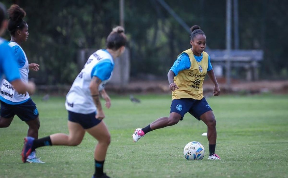 grêmio retoma treinos após título e foca na ladies cup; torcida reage: "as melhores"