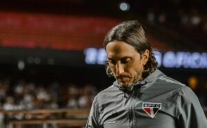 diretoria do são paulo responde sobre os 5 reforços pedidos por zubeldía 