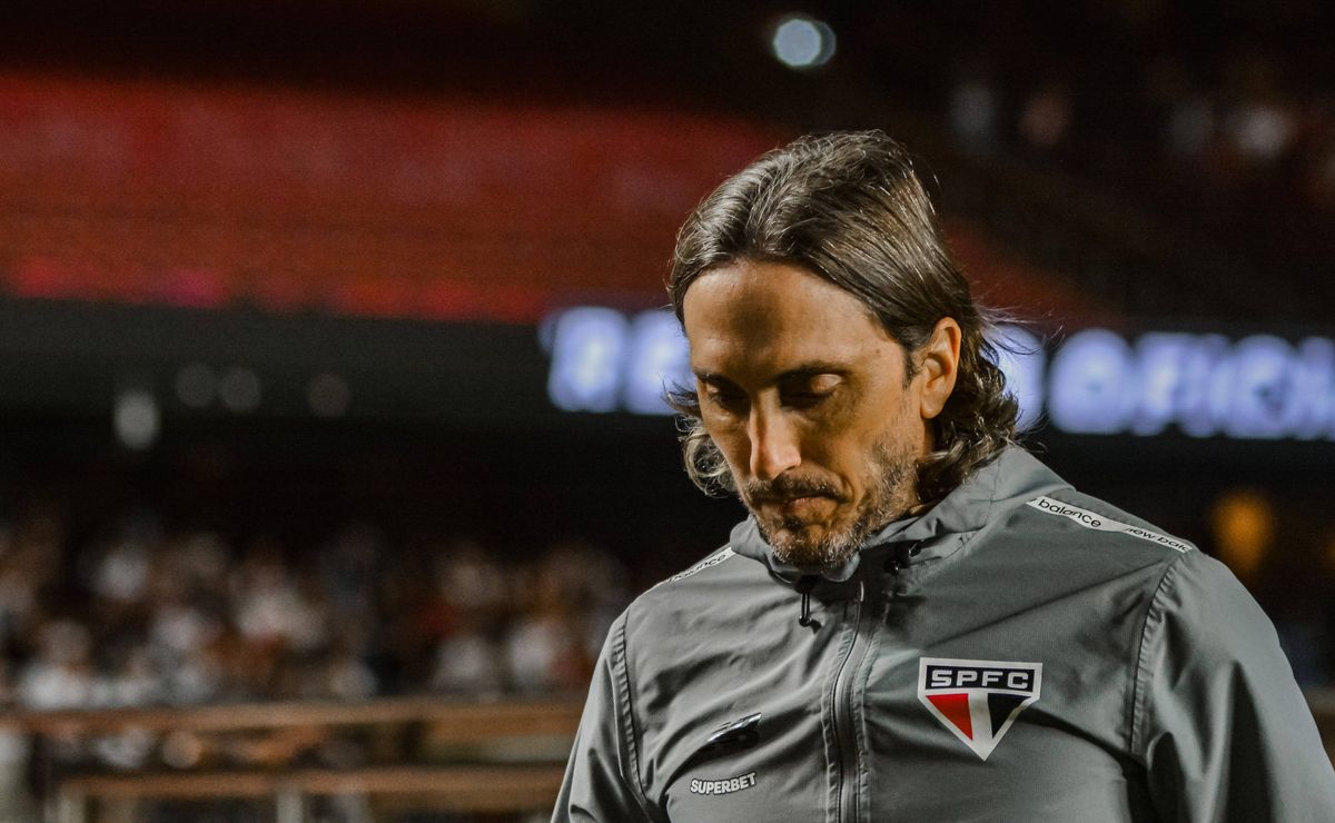 diretoria do são paulo responde sobre os 5 reforços pedidos por zubeldía 