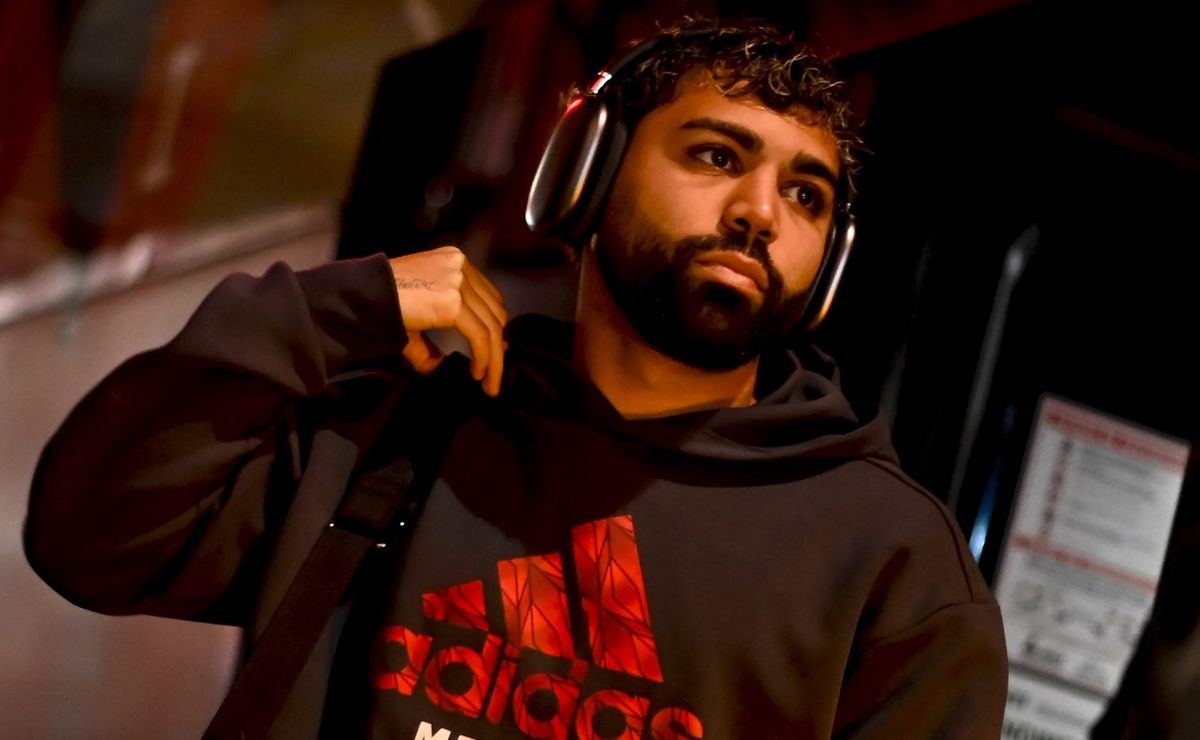 gabigol participa de reunião de planejamento do flamengo para 2025, mesmo em clima de despedida