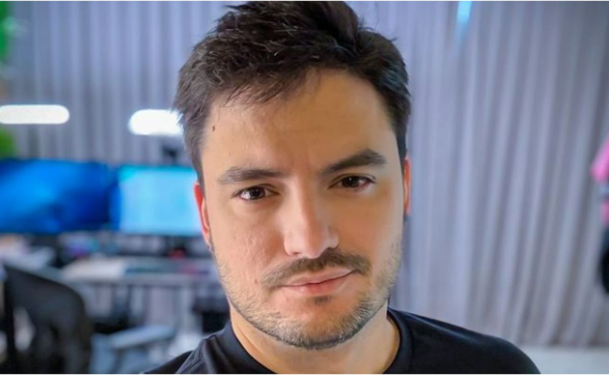 felipe neto detona saf do atlético mg: "estão começando a mexer no vespeiro"