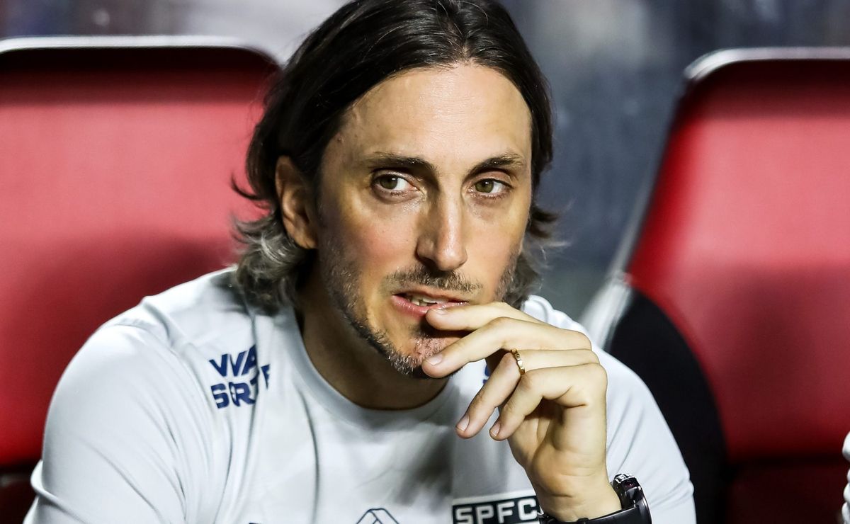 zubeldía se posiciona sobre possibilidade de luciano deixar o são paulo: “sabe o que penso” 
