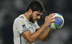 igor rabello ganha força para deixar o atlético mg, mas grêmio descarta negociação