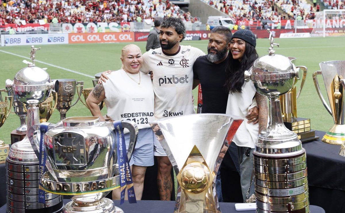 gabigol se despede do flamengo com a torcida xingando landim e pai falando em volta: “ele vai…”