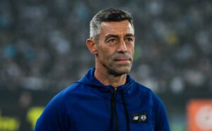 após santos confirmar pedro caixinha, morelos pode ser reintegrado em 2025 e motivo é revelado