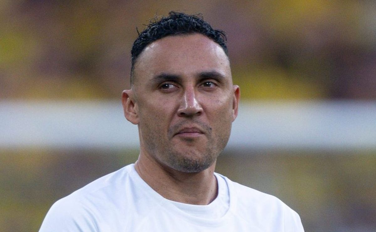 keylor navas é aprovado para assinar com campeão brasileiro rival do flamengo na libertadores 2025