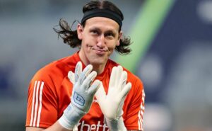 cássio se posiciona sobre ausência de torcida na partida entre cruzeiro e palmeiras 