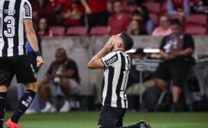 botafogo vence internacional e fica a um ponto de conquistar o título do brasileirão 2024