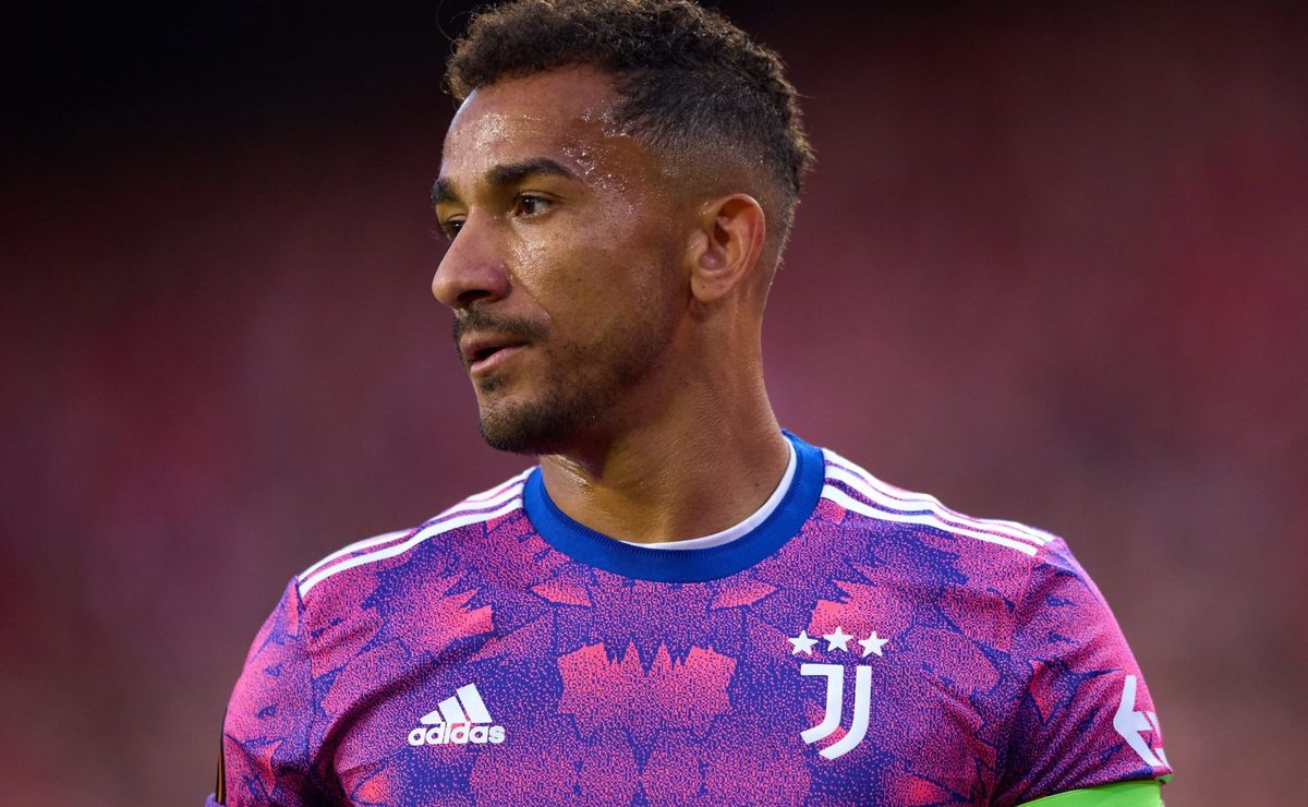 santos pode ter novo problema para contratação de lateral direito danilo