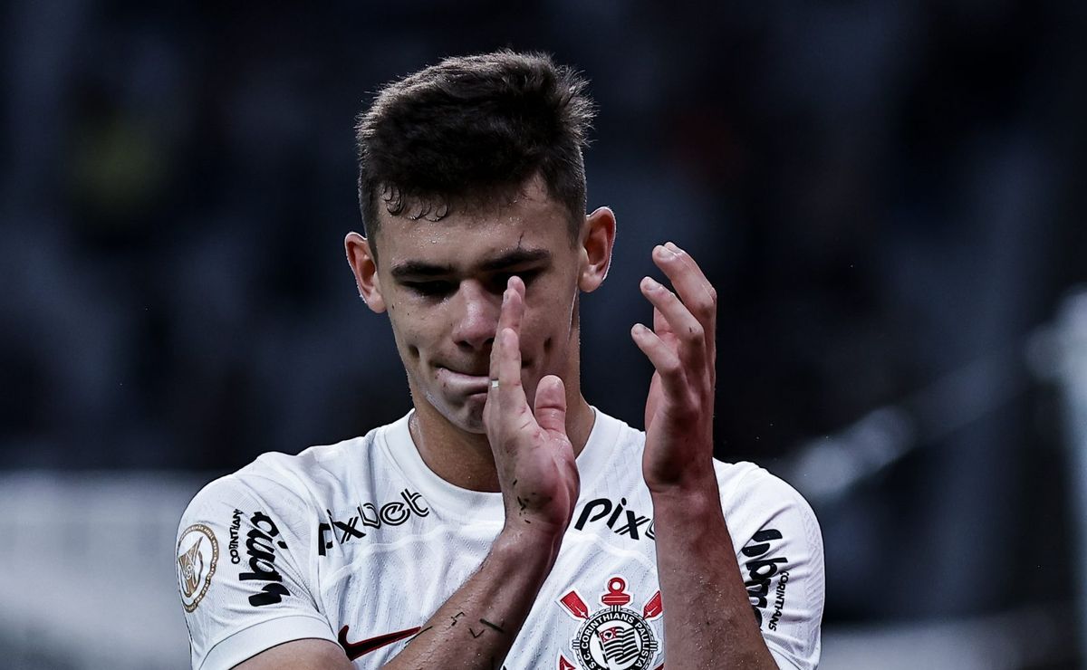 corinthians faz contato com psg e tenta empréstimo de moscardo até dezembro/2025