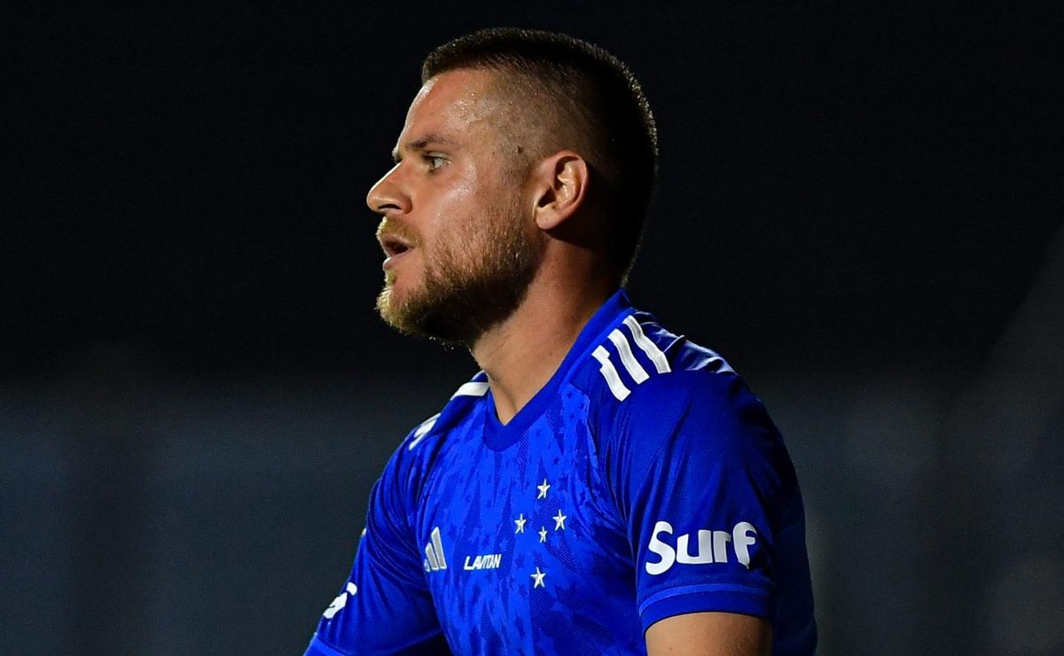 ramiro se posiciona após empate do cruzeiro com desempenho abaixo em campo 