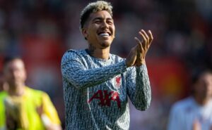 flamengo quer fechar a contratação de roberto firmino sem loucuras financeiras 