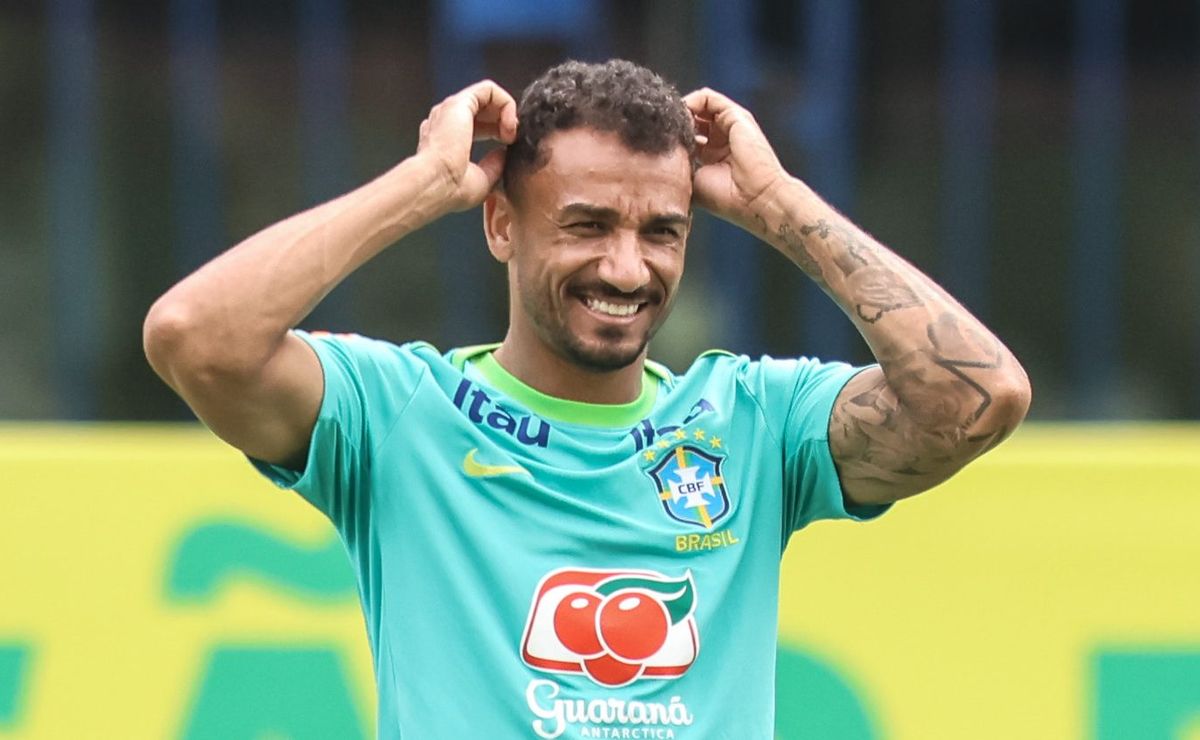 juventus ita decide negociar danilo e flamengo larga na frente como possível novo destino do lateral