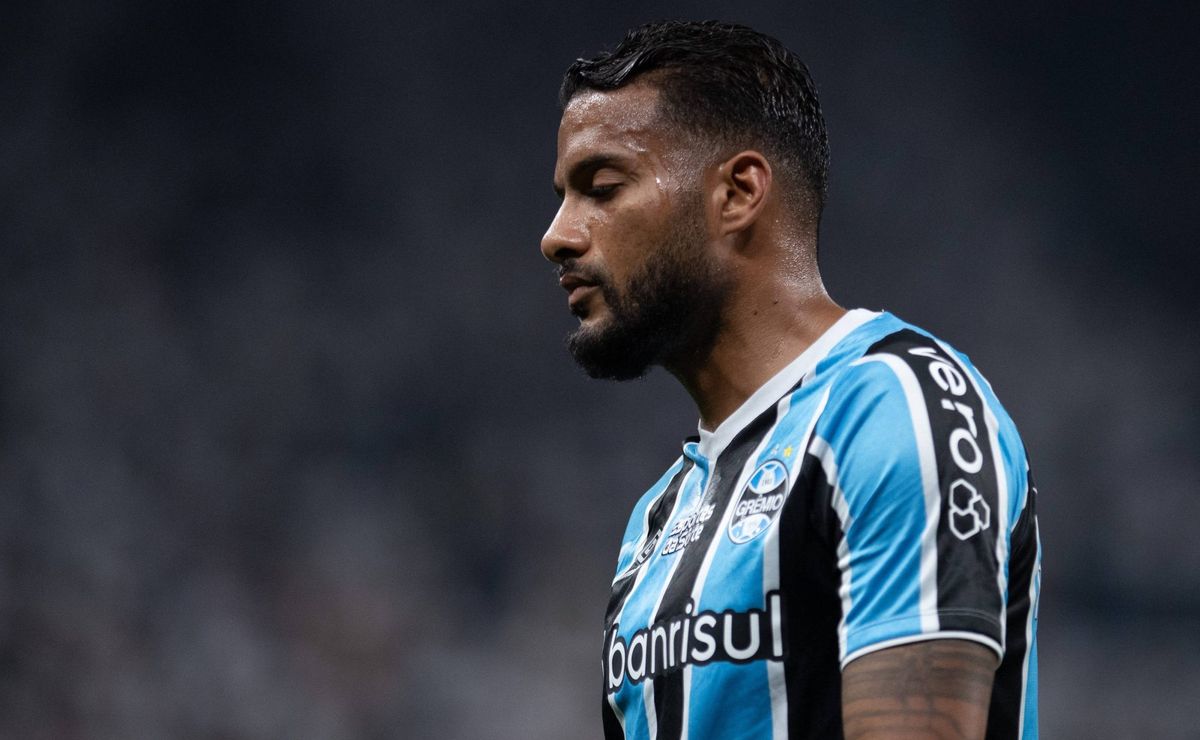 após pedir para ficar, reinaldo recebe comunicado oficial do grêmio, crava site 