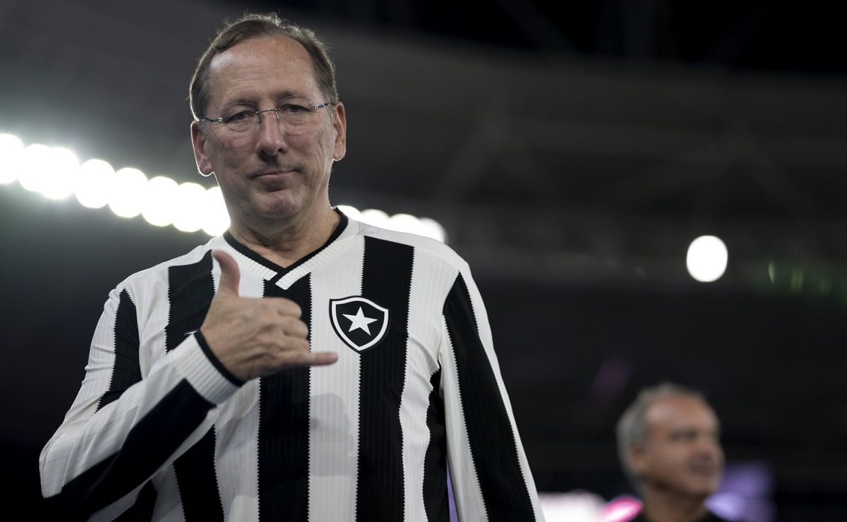 john textor celebra título do botafogo: "falaram que não tínhamos força mental"