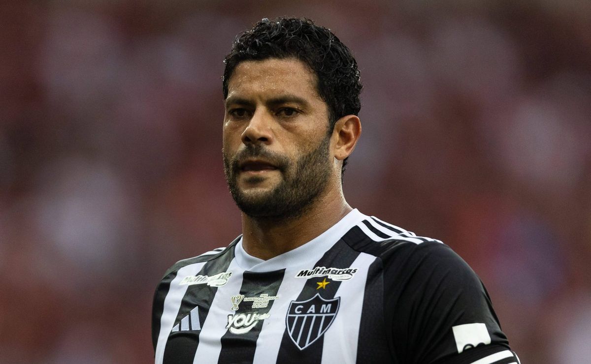 hulk vive situação inédita no atlético mg e fará trabalho especial na pré temporada de 2025