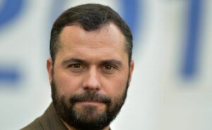 torcida do fluminense fica revoltada com falta de atitude de mário bittencourt