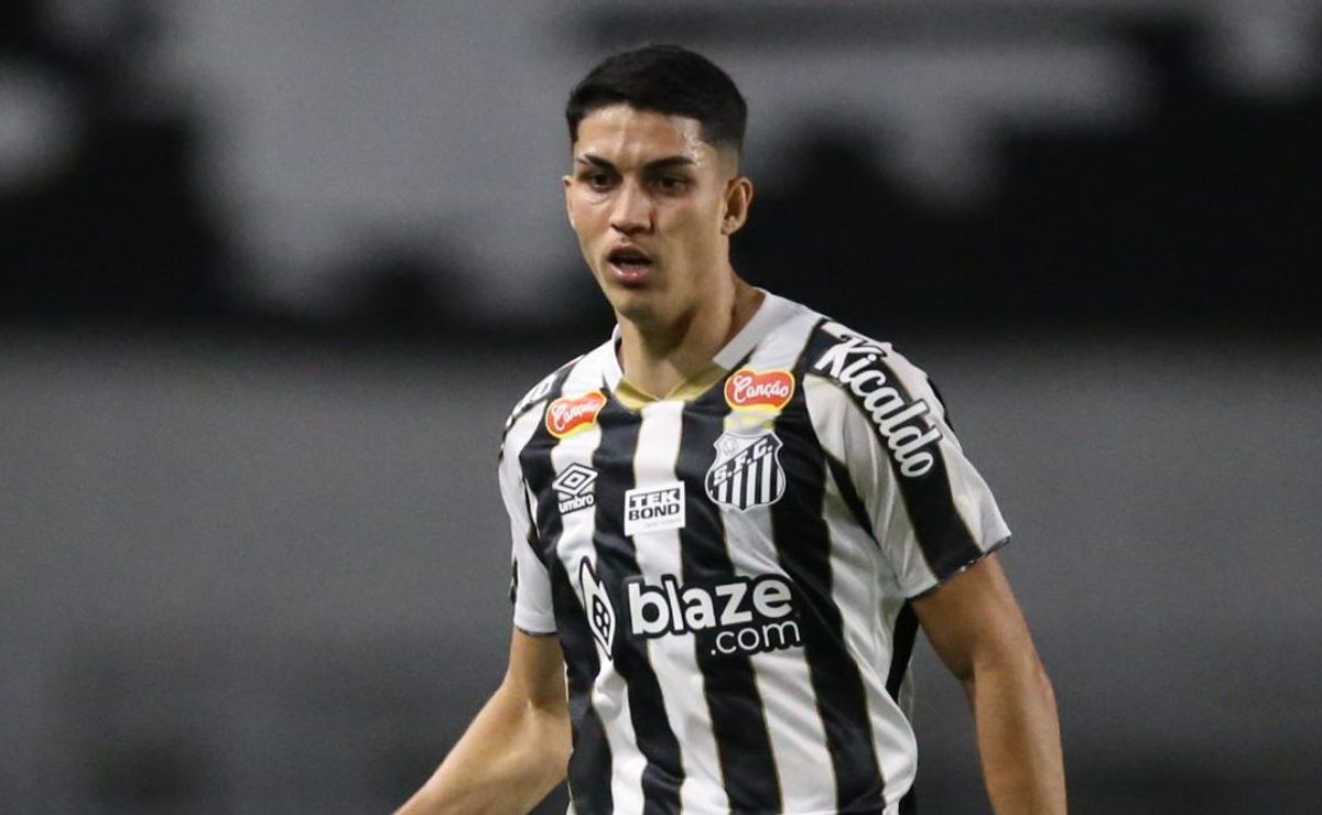 santos avança por jovem zagueiro para substituir jair cunha