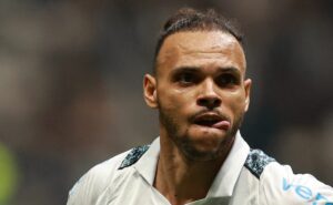 palmeiras não vai contratar braithwaite e grêmio descarta abrir negociação com times brasileiros