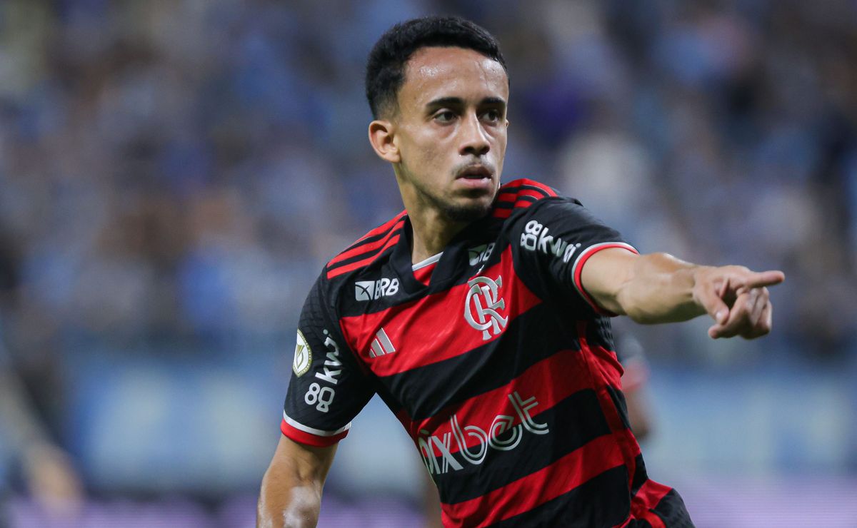 matheus gonçalves comunica flamengo e filipe luís sobre decisão de negócio entre santos e cruzeiro 