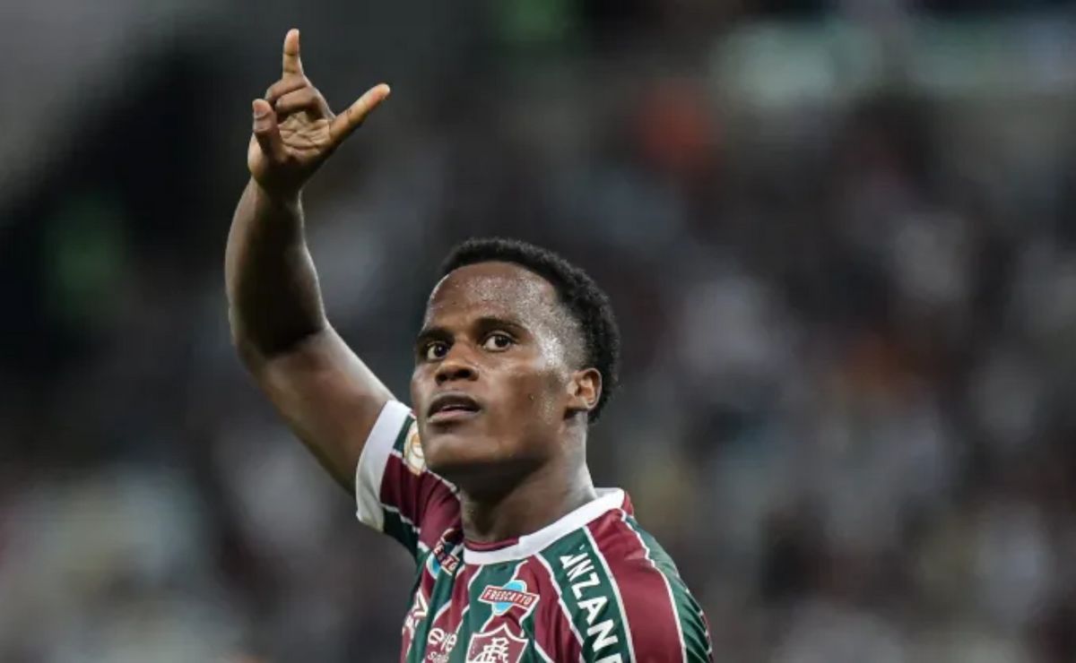 john arias autoriza seus empresários a irem buscar propostas na europa para deixar o fluminense