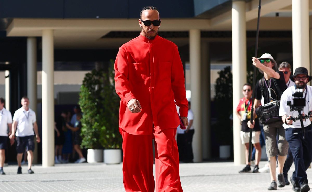 hamilton inicia preparação na ferrari com visitas e aulas de italiano