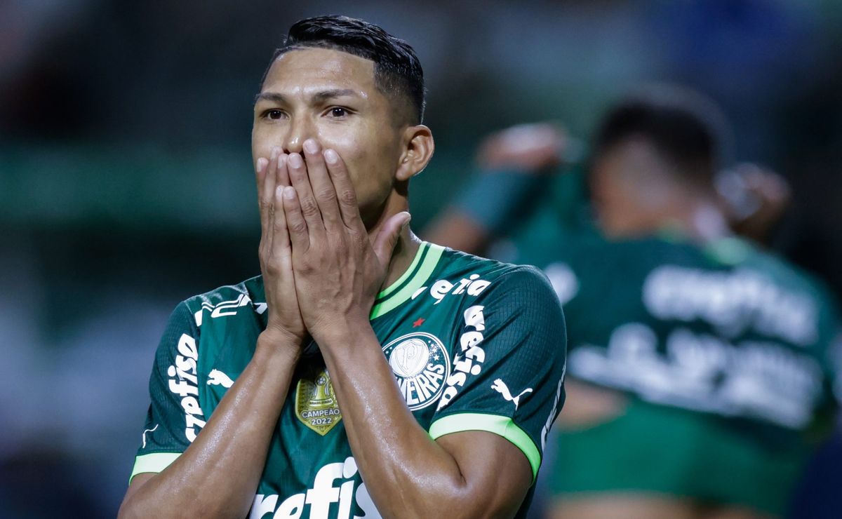 rony, do palmeiras, pode não escolher o cruzeiro em 2025 e fechar com o fluminense