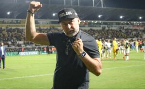 corinthians quer fechar 2 assinaturas até o fim do ano, encerrando novelas por maycon e romero 