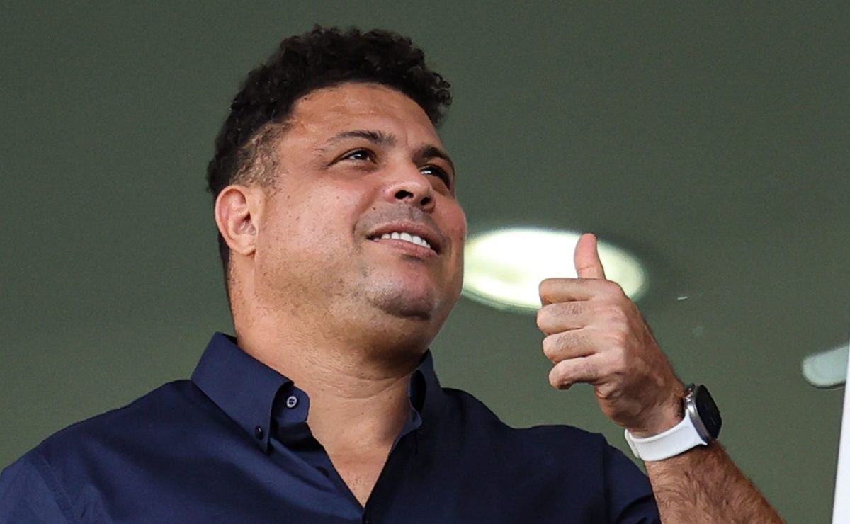 ronaldo 'crava' favorito ao título do brasileirão entre botafogo e palmeiras: "grandes chances de vencer"