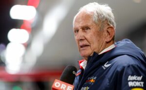 helmut marko avalia tsunoda para a red bull, mas pede mais consistência