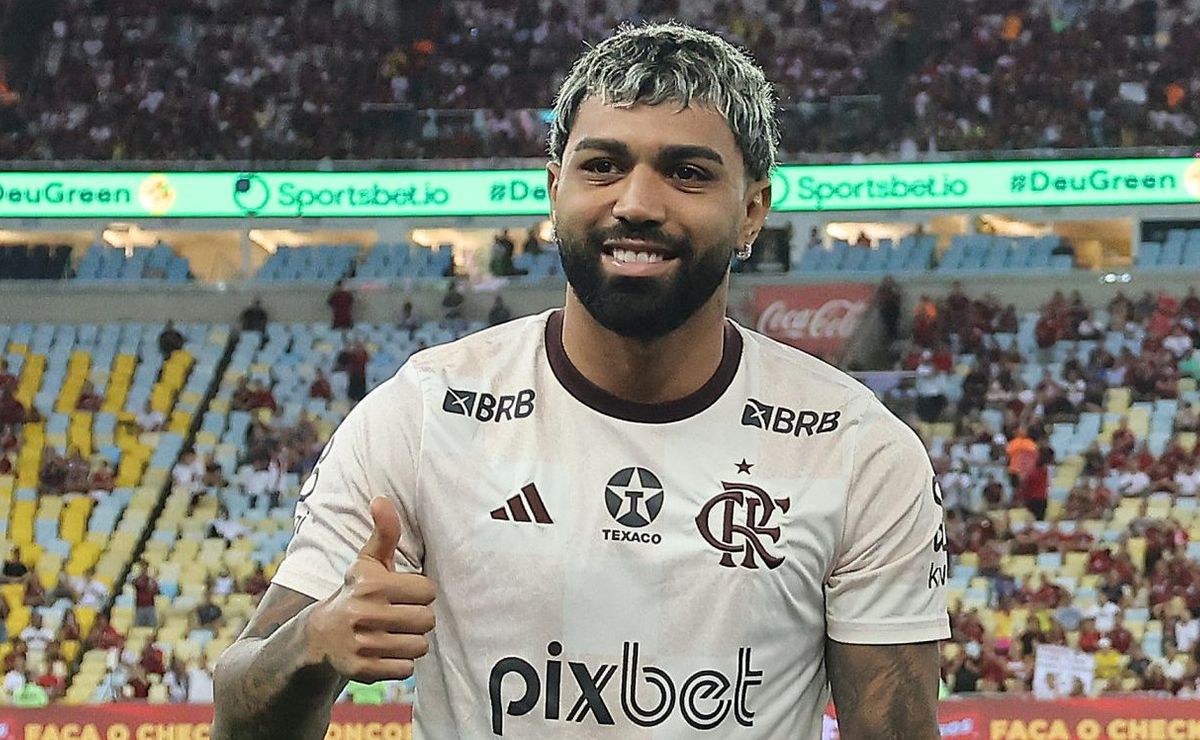 um mês após deixar o flamengo, gabigol assina contrato e irá receber r$ 1,5 milhão no cruzeiro