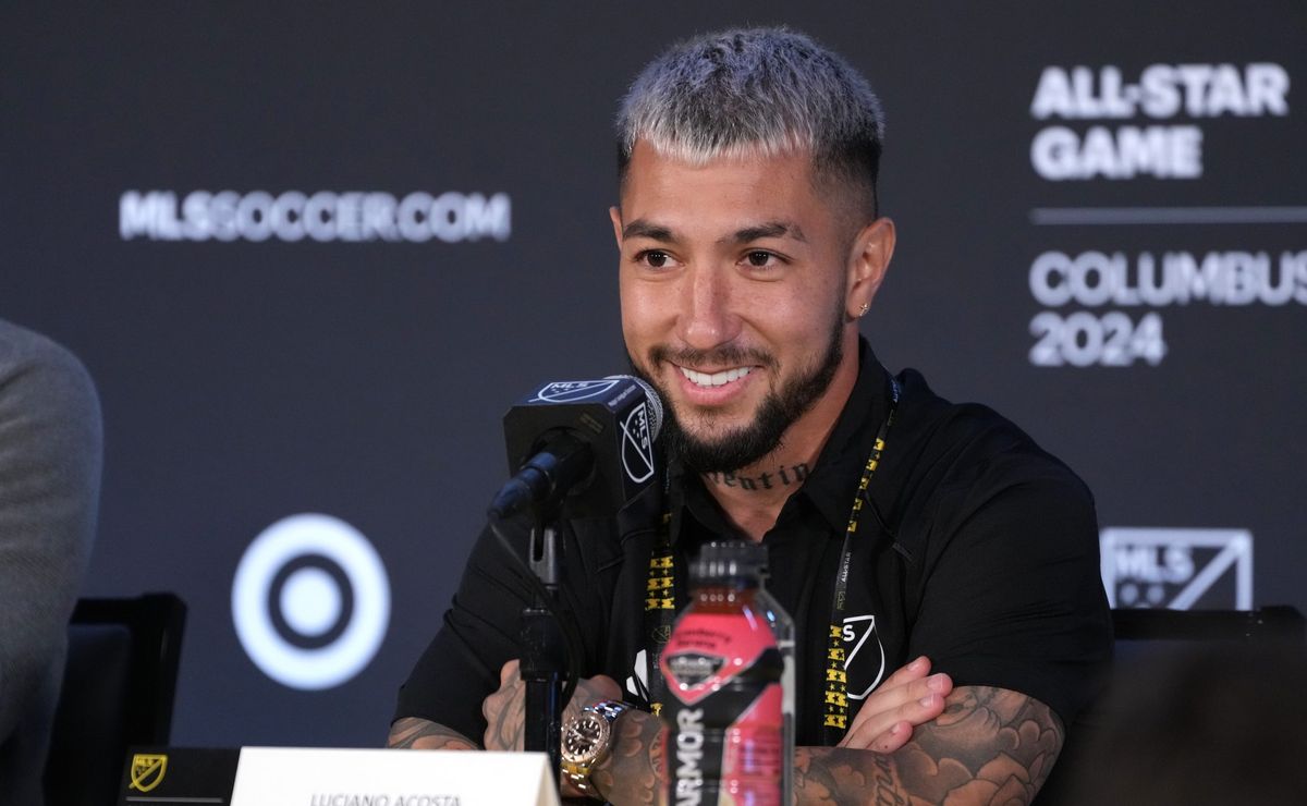 luciano acosta cita protagonismo do corinthians durante entrevista a rádio argentina: "estar em grandes times"