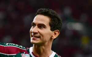 ganso adia volta ao santos e decide ficar no fluminense para a disputa do mundial