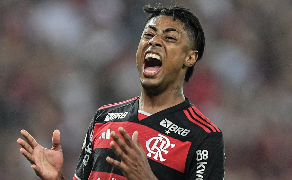 bruno henrique fala sobre deixar o flamengo após sondagens e fonte revela: "tempo"