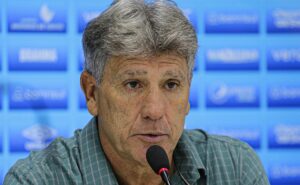 renato portaluppi pode fechar com vasco, mas treinador está mais próximo de tricampeão da libertadores