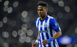 são paulo tem acordo de r$ 12 milhões com wendell, mas liberação com porto trava 