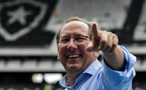 john textor do botafogo 'provoca' real madrid antes jogo no intercontinental: "time pequeno"