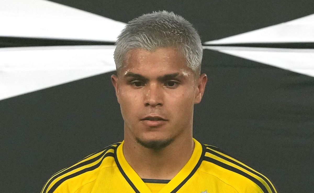 negociação entre botafogo e cucho hernández trava e motivo apontado são os altos valores