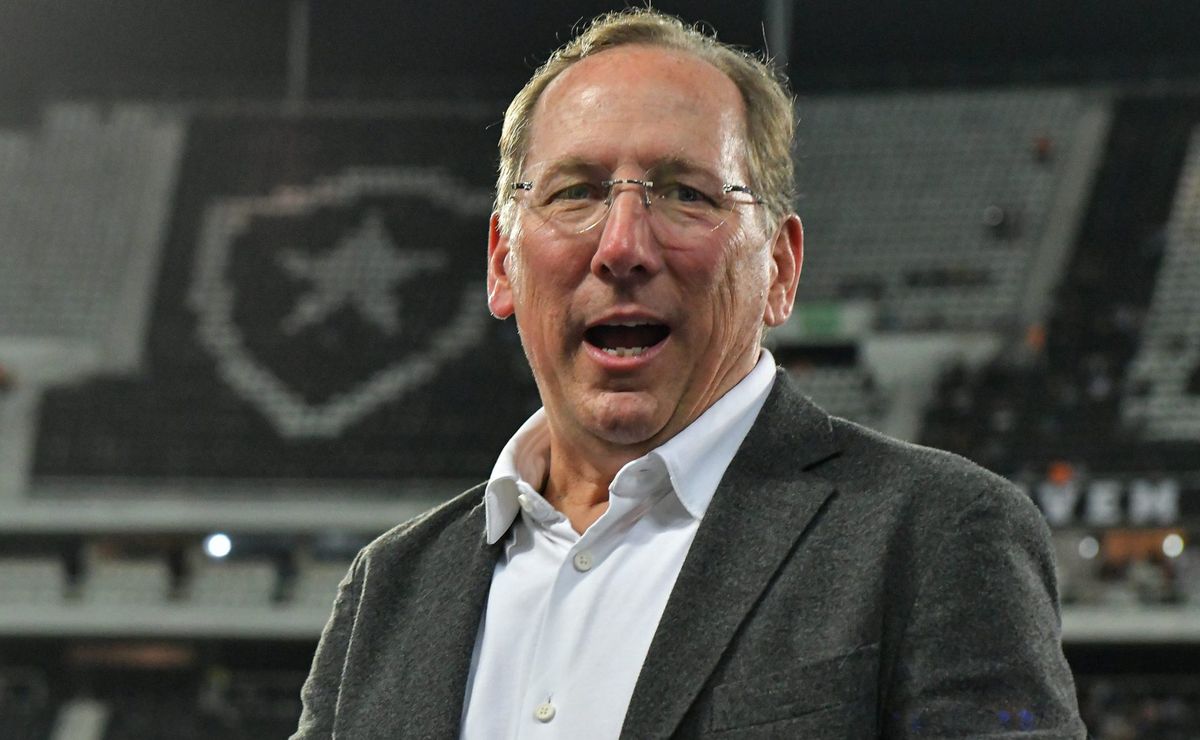 botafogo aguarda decisão de john textor para iniciar planejamento para próxima temporada