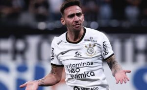gustavo mosquito critica augusto melo, 5 meses depois de deixar o corinthians: “nunca resolvia”