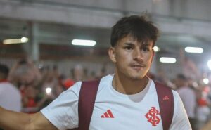 internacional tem prazo final para comprar bernabei, caso contrário perderá o jogador para o palmeiras