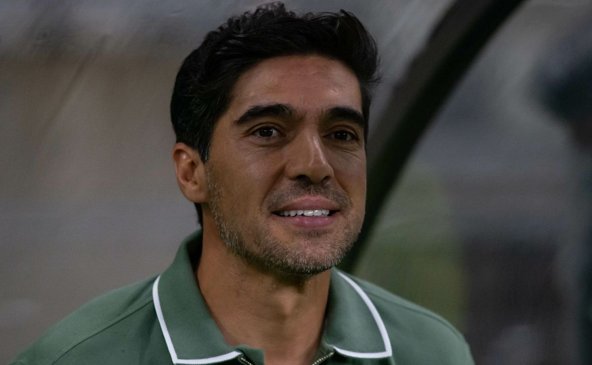 palmeiras busca um novo volante e abel ferreira gosta de joão schmidt, do santos 